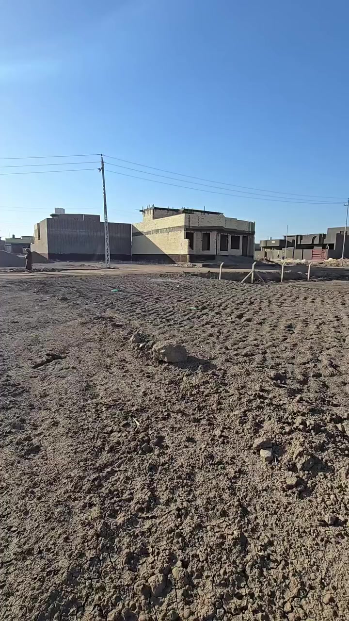 #للبيع #للبيع 

 قطعتين أرض وحده مجاوره للثانيه طابو زراعي سند ٢٥ تحويل مباشر بأسم المشتري عنده الاتفاق على الشراء 🏡

#مساحه كل قطعه ٢٠٠ متر  مساحة القطعتين ٤٠٠ متر 🏡

واجه ١٠  متر 🏡

نزال ٢٠ متر 🏡

تتوفر فيها جميع الخدمات من ماء وكهرباء وتبليط قيد الانجاز 🏡

الموقع المحاويل ملحق حي النور  شارع معمل النسيم وتبعد عن شارع حله بغداد ١٥٠ متر 🏡

باقي التفاصيل موضحه في مقطع فيديو والصور 📷 

🌿🌿🌿🌿🌿🌿🌿🌿🌿🌿🌿🌿🌿
#للإستفسار اكثر او معرفة السعر يرجى مراسلتنا او  الاتصال على الارقام التاليه او زياره #مكتب #عقارات #اراضي #المحاويل الكائن في قضاء المحاويل حي ١٧ قرب #مقهى الصياد القديم 
*********** / *********** حسين أبو شمس
