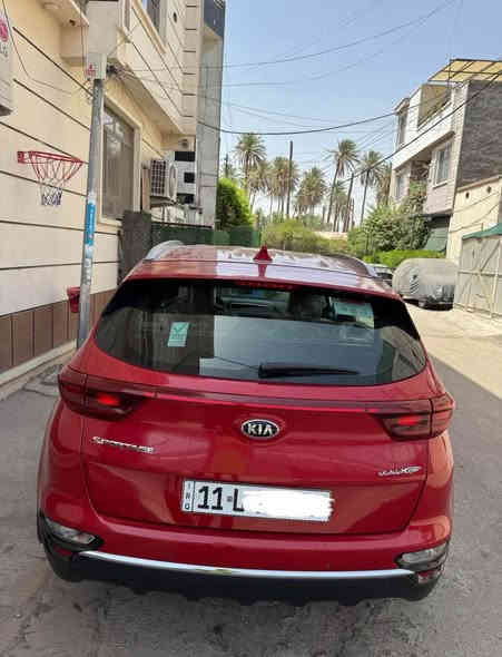 كيا سبورتج
2020 شركة الدولية خليجي
لون احمر
2000 دوش قطعتين تبريد
شاشة جبيرة
كامرة دوارة
حساسات امامي خلفي
داخل جلد حمصي
سيارة كلش جديدة كفالة من الصبغ والبارد
ماشية 60 الف كيلو
رقم بغداد باسمي 
السعر : 203 بها مجال بسيط
مكان السيارة : بغداد الدورة
للأستفسار : ***********
أو : *********** بغداد
