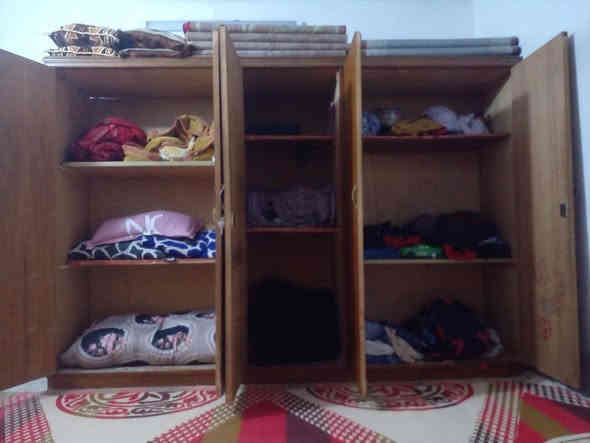 سلام عليكم كنتور ابو الخمسه للبيع صاج نضيف السعر  (200) العنوان منطقه الشماعيه شارع الكهرباء موبايل(***********)
