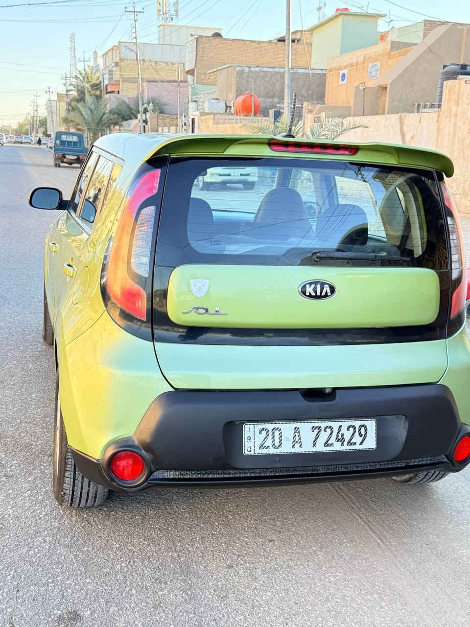 السلام عليكم كيا صول وارد امريكي موديل 2014 السياره جديده استعمال بيت . السياره ماناقصه برغي نظيفه بمعنى الكلمه رقم انكليزي مشروع وطني بأي محافظة تداور ماشيه 95000 . السياره بيها قطعتين حسب ماموجود بصورت السونار السعر 110 وبيها مجال حق الجيه . للاتصال ***********
