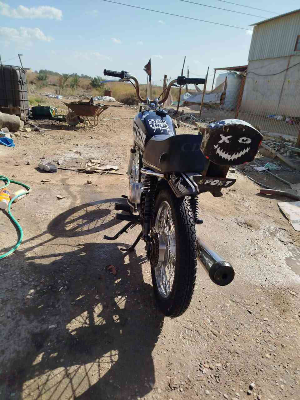 سلام عليكم دراجه للبيع كلك كلك محرك رابيدو مفتوح شرط السرعه هاون شاصيه 19 مكفول من العواج من ايشي سعر 550 وبيه مجال المو شراي لايكسر حلال الناس مكاني ناصريه قضاء لاصلاح   هاذه رقمي ‏‪0788 261 9094‬‏
