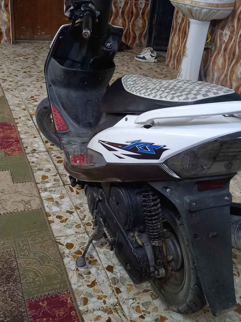 سلام عليكم دراجه ماكس عدله دراجه جديده ما مفتوحه جديد  كهربائيات شغاله دراجه مختمه دراجه عله لبلاد الاستفسار عله رقم *********** ملاحظه غير متواجد عله فيس
