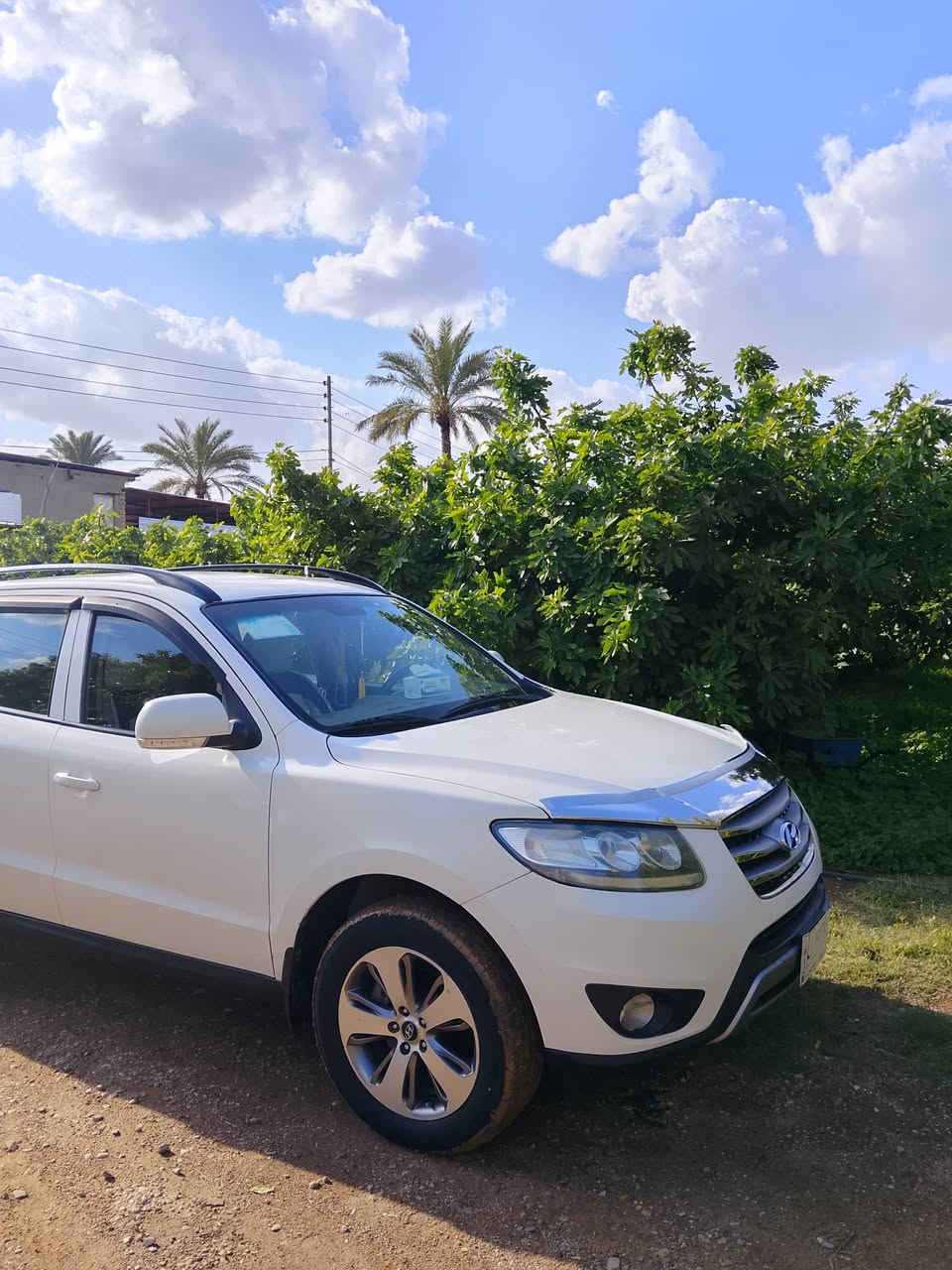 السلام عليكم سنتافيه 2012
سيارة ومواصفات فول 
تحكم ستيرن 
تدفئه تبريد شغال 
صدر جديد 
محرك كير مكفولات 
تايرات جديد 
تحويل ثاني يوم 
رقم ***********
ما متواجد على الفيس
 السعر 158
