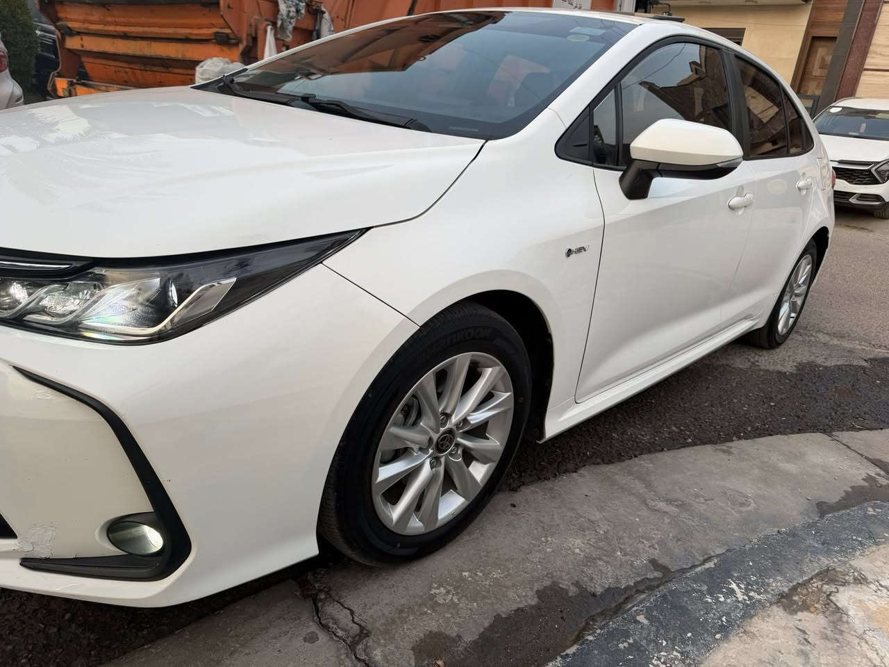 السلام عليكم
للبيع كورلا 2024 هايبرد  بدون صبغ مكفوله لا بارد ولا صبغ ماشية 45 الف  فول مواصفات سلايت شاشة كاربلي  سياقة ذاتية رادار امامي كامرة خلفية   ويل كب  لايتات لد بكلايتات لد رقم بغداد تحويل ثاني يوم   مكاني بغداد العامرية  السعر 145 وبيهة مجال بسيط    رقمي ***********
