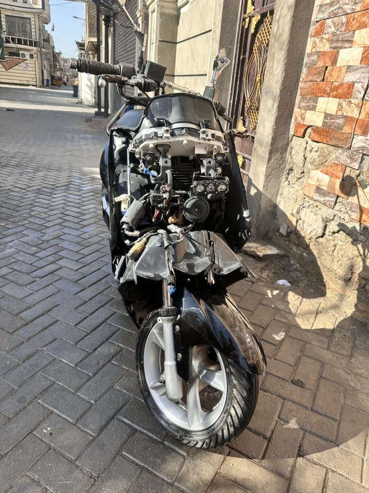 دراجة ماجسته إس للبيع الدراجه شغاله نقصها باتري وتاير خلفـي أبيع كوم حديد العنوان بغداد مدينة الصدر السعر بـ500الف وبيها مجال بيع مستعجل الاستفسار اكثر على الرقم ***********
