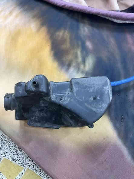 سلام عليكم وياله ٣ ثنين خلفي واحد امامي و شوته بلاديه بس القبق مالته تجاري شلع رايدهم ب ٤٠ مكاني بغداد البياع 
***********
