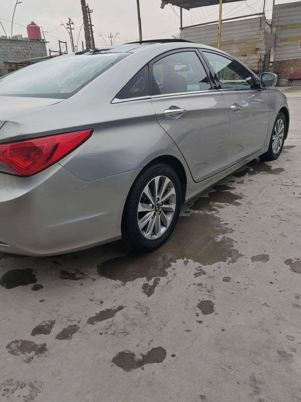 *********** رقم صاحب السياره. سوناتا 2014وارد كوري  محرك 2000دوش غاز اصل خط واحد السيارة فول مواصفات اربع بصمات ترحيب حساسات خلفيه  وشاشه وكامرة بلاد تبريد قطعتين داخل جلد تتفئه كشنات  ويل كب 17 ابلاد تخم تاير جديد  بكلايت خلفي لد بروجكترات بانوراما فتحتين اشاير بلمري  مري شفط تكمات استيرن فول كصه جنطه السياره سنويه وارقام انكليزي الجديده شرط الحاسبه السيارة  رقم شاغر بيع فقط اخوان مكاني بغداد السعر 55
