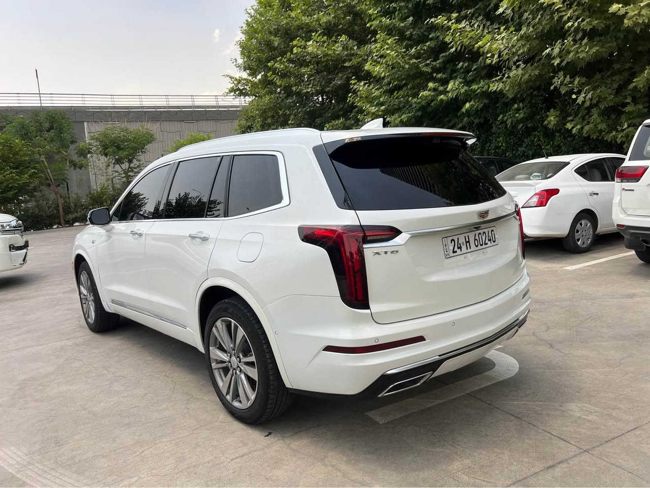 كاديلاك XT6 موديل 2022 
محرك 6 سلندر 3600
فئة بريميوم لاكجري 
السعر 310 بيها مجال 
جام اسود باقي لشهر 9
داخل ملكي قهوائي اسود 7 مقعد
سنوية عظم جديد لحد 2030
حادث فقط جاملغ و الباب صائق بارد بدون صبغ
ماشي 63 ميل
صور حادث موجود
السيارة فول مواصفات، 
ايرباك بس برده وراجع شريكة سيستم
• ماوس للتحكم بالشاشة
• ستيرن هتير
• كشنات خزن ميموري
• كشنات تدفئة
• كشنات اهتزاز للتنبيه من الاصطدام
• كشنات أمامية كهربائية
• كشنات خلفية تصعد وتنزل كهرباء
• جنطة كهرباء وتفتح بالقدم
• حساسات أمامية وخلفية
• رادارات جانبية
• داتا شو لعرض تنبيهات الاصطدام
• 4 وضعيات قيادة
• 2 ويل / 4 ويل / نورمل / سبورت
• هاند بريك إلكتروني
• بانوراما
• تبريد مركزي 3 قطع
• لايتات LED
• مرايات شفط وإشارات بالمرايات
• منافذ USB و Type-C بكل مكان
• نظام صوت Bose
السعر 310 بيها مجال 
رقم واتس 
 *********** أربيل, العراق
