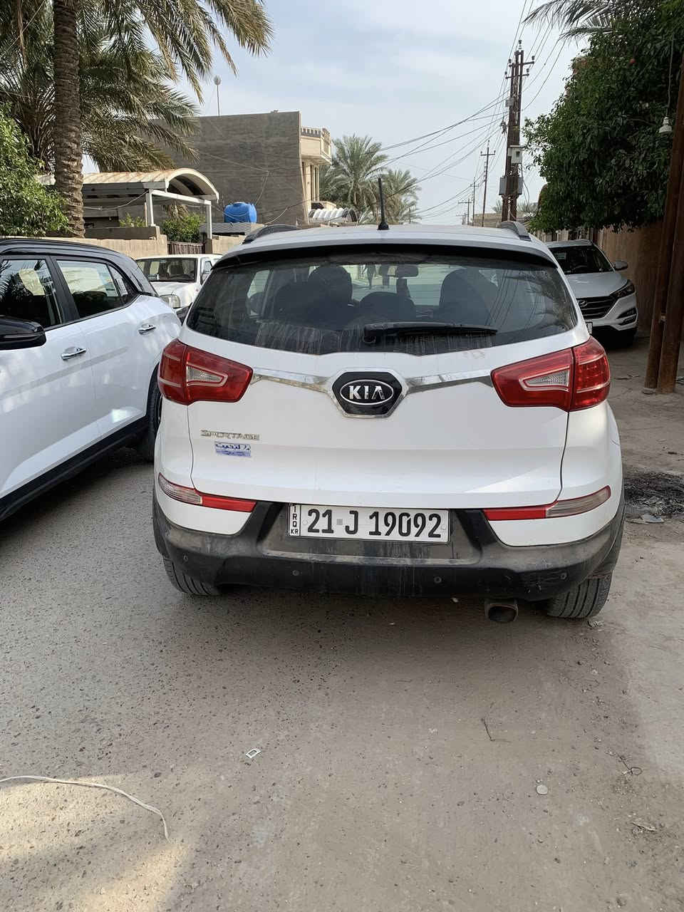 السلام عليكم سيارة سبورتج 2012 خليجي للبيع ( رقم أربيل الدولي) تحويل ثاني يوم
السيارة مواصفات عتياديه

داخل لون اسود 

كامره خلفية

تحكمات استيرن

سايد بريك رجل

اشاير بالمري

حساسات

السيارة كفالة عامة عدا بارد في السيارة لا صبغ ولاتبديل 

السعر 140 وبيها مجال

مكان السيارة بغداد ابو غريب 👌

للأستفسار ***********
