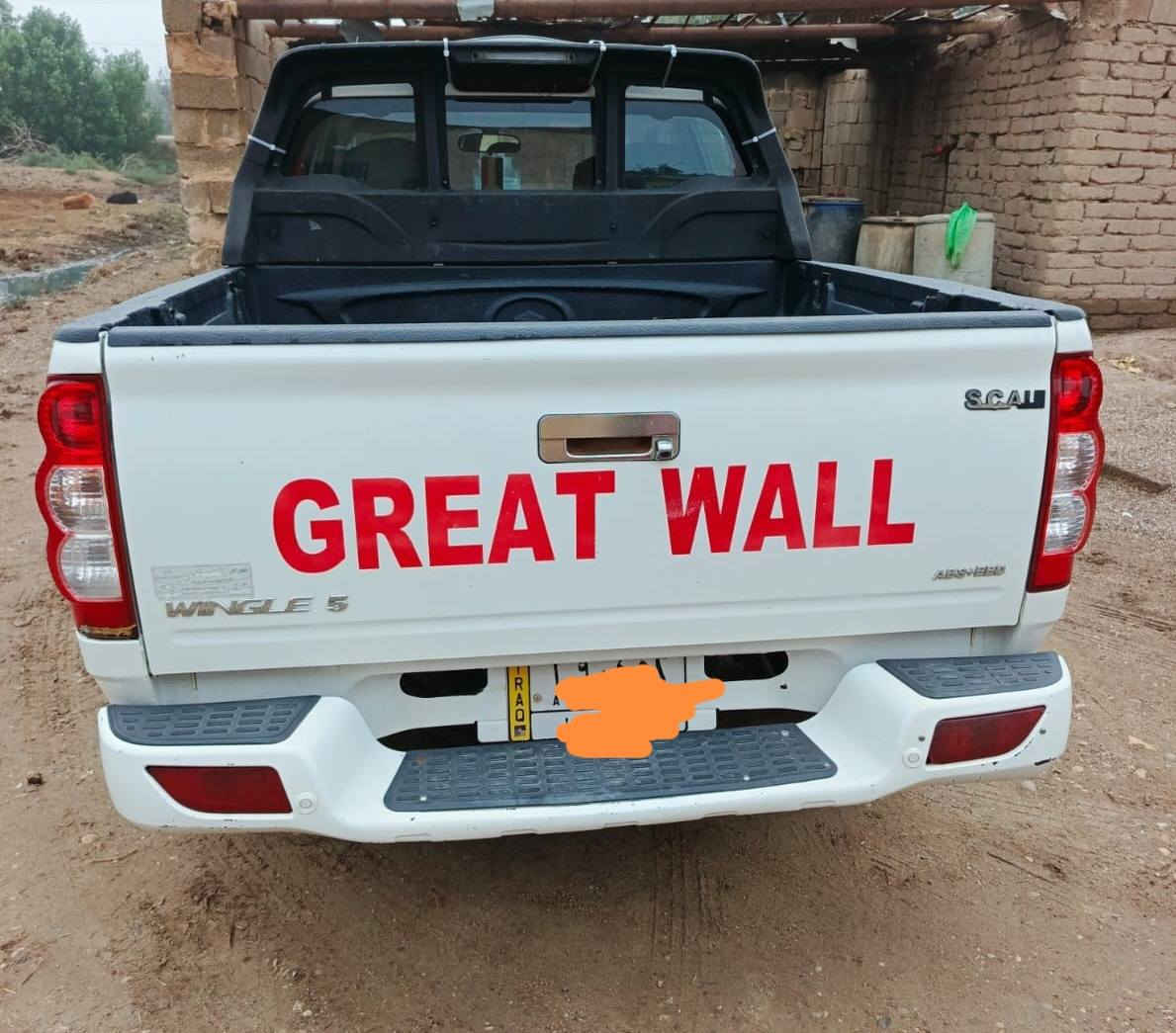 السلام عليكم سياره لبيع مديل 2020 سياره احله من الصوره رقم واسط سياره مكفوله عده بيهه ضربه بصيطه بل جاملغ الايمن الاستفسار اتصال على *********** او *********** او *********** السعر 110 وبيهه مجال
