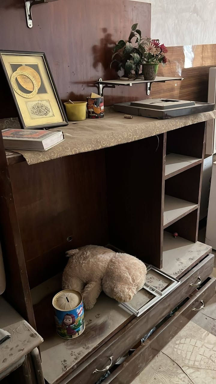 اثاث منزل مجاناً لمن يحتاجه.
شرط يقسم بالقرآن يستخدمه شخصياً ولا يبيعه.
و جلب عقد زواج لم يمر عليه سنة.
علماً انه يحتاج فقط تنظيف لان المنزل تركناه منذ سنوات ويوجد تراب على الاغراض. 
نسألكم الدعاء.


**إذا كنت صاحب هذا الإعلان وتريد حذفه لأي سبب، رجاءا أرسل رسالة إلى الدعم الفني**