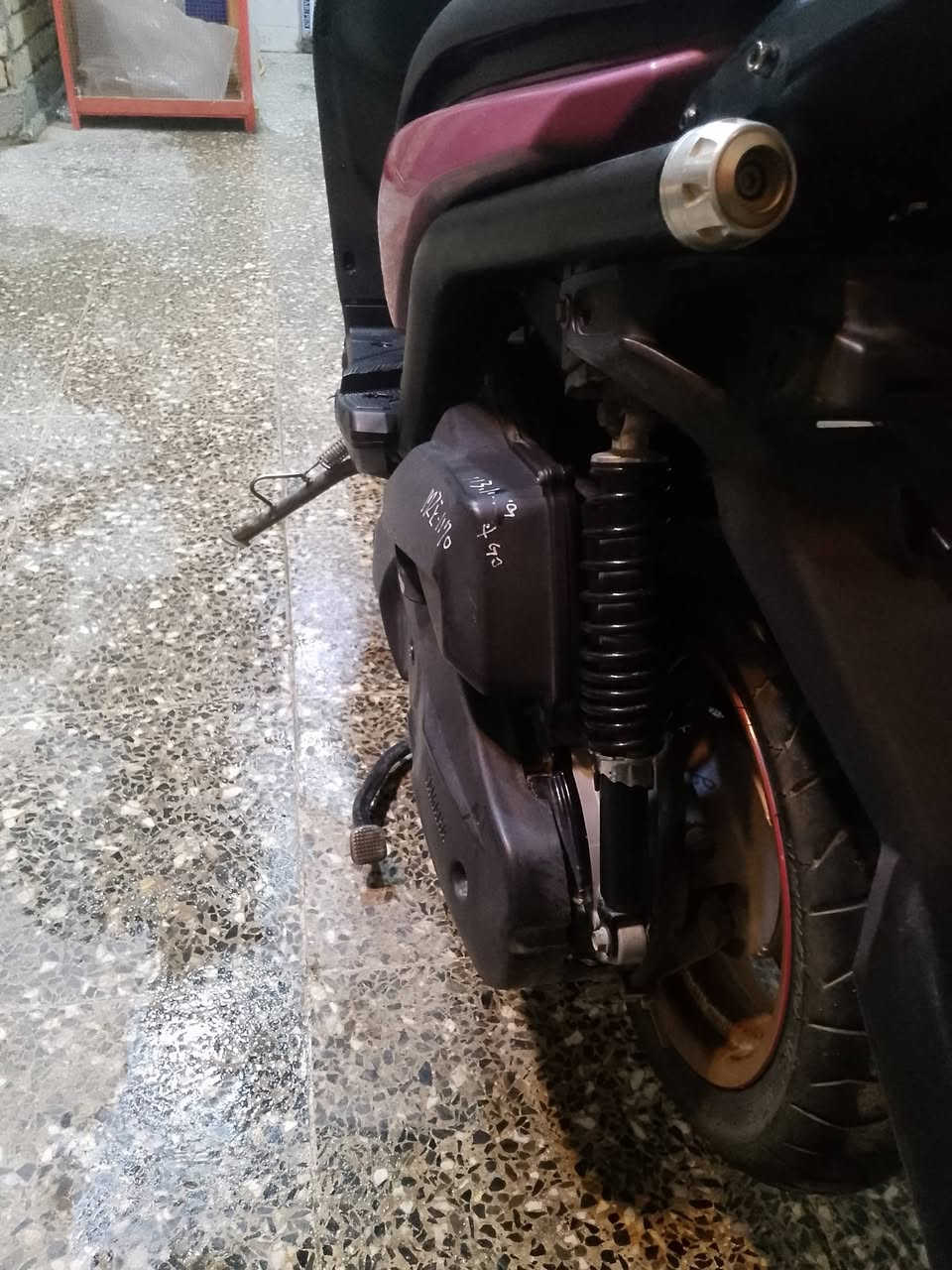 سلام عليكم درجة جبلي حديث كل شغال سلف كهربائيات شغل وراق كامل مكاني بغداد الشعله سعر ٧٠٠الف ***********
