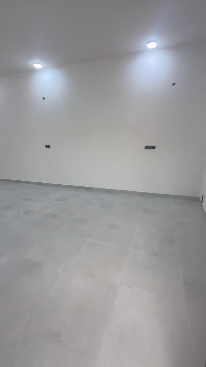 يالله 
دار زراعي للبيع مساحه ٢٣٠ في منطقه الصخيين شارع المدارس قرب المدرسه الأولى تصميم حديث 
بناء جديد طابوق وسقف كونكريت عالي عن شارع 
يتكون من غرفه 5/5
غرفه 6/4
صاله 8/4.30
دوانيه 8/4.50
مطبخ 5/4
حمام خارجي وحمام داخلي وشلال بصاله وبيتونه ومخزن وكراج جبير وحديقه جبيره 
خدمات ماء كهرباء مجاري ومدارس 
للاستفسار ***********
