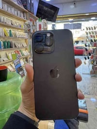 جهاز 16 برو ماكس ذاكرة 256 بطارية 90 نضافة فول سعر مليون و300 وبي مجال...