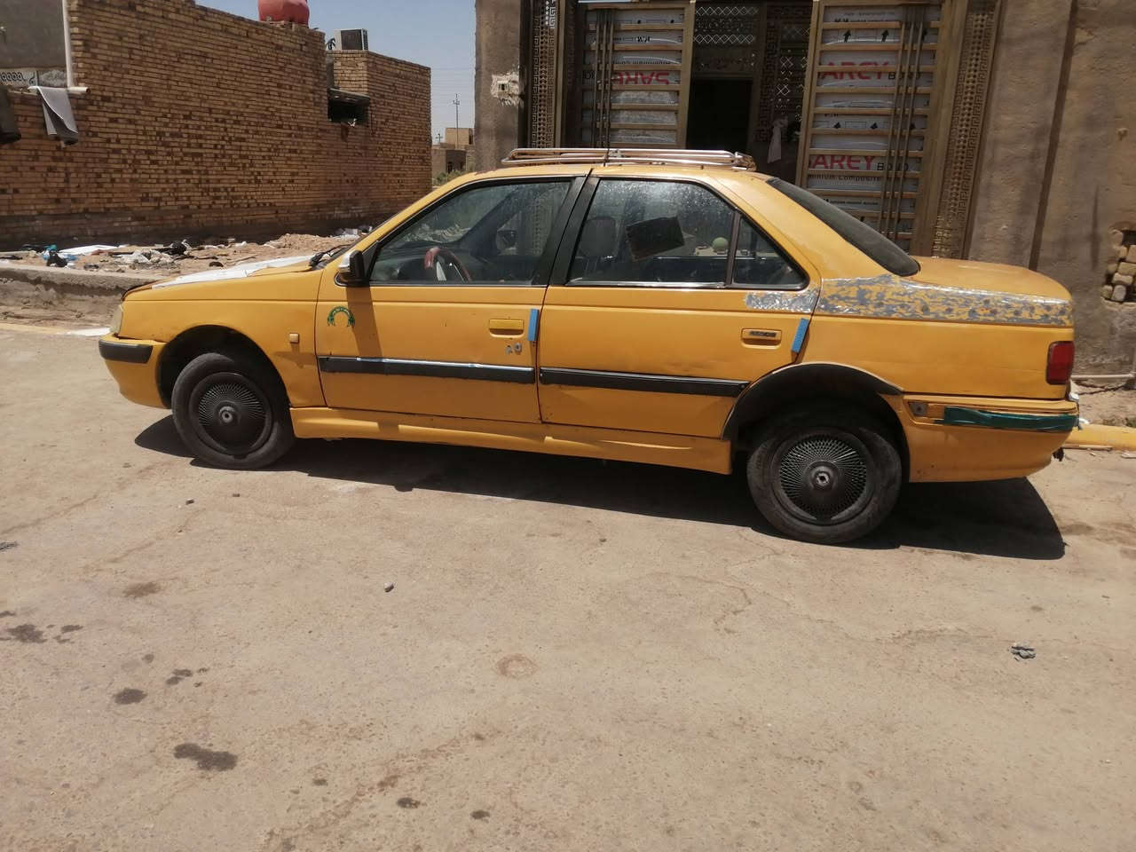 سلام عليكم بيجو بارص موديل 2012 مكينه وكير خير من الله سياره حلوه كهربائيات مصفره هيه وغرامات تحويل ليمته ما تريد  السعر 26 بي مجال قليل مكاني ميسان الكحلاء شراي يتصل هاذا رقمي‏ ‪***********
