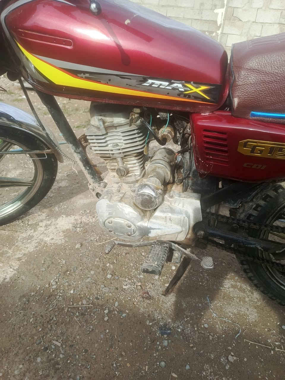 للبيع او مراوس حسب الغناعه ماطور خمسه كير محرك شرط كهربيات كلهن شغاله ابثري شغال تايرات جداد 
السعر 325 وبي مجال مكاني كركوك واحد حزيران الستفسار عله هاذه ***********
