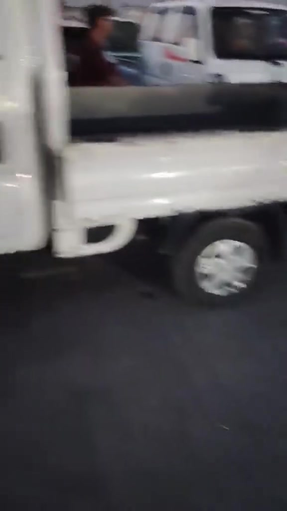 سلام عليكم كيه دبل قماره للبيع محرك 3000 مكفول رقم بابل دولي مداور ثاني يوم مكفوله شاصي ورقم وكير واكسن ومكينه حداديه سياره جاهزه اي استفسار اتصل عله رقم *********** سعر 95 وبيه مجال

