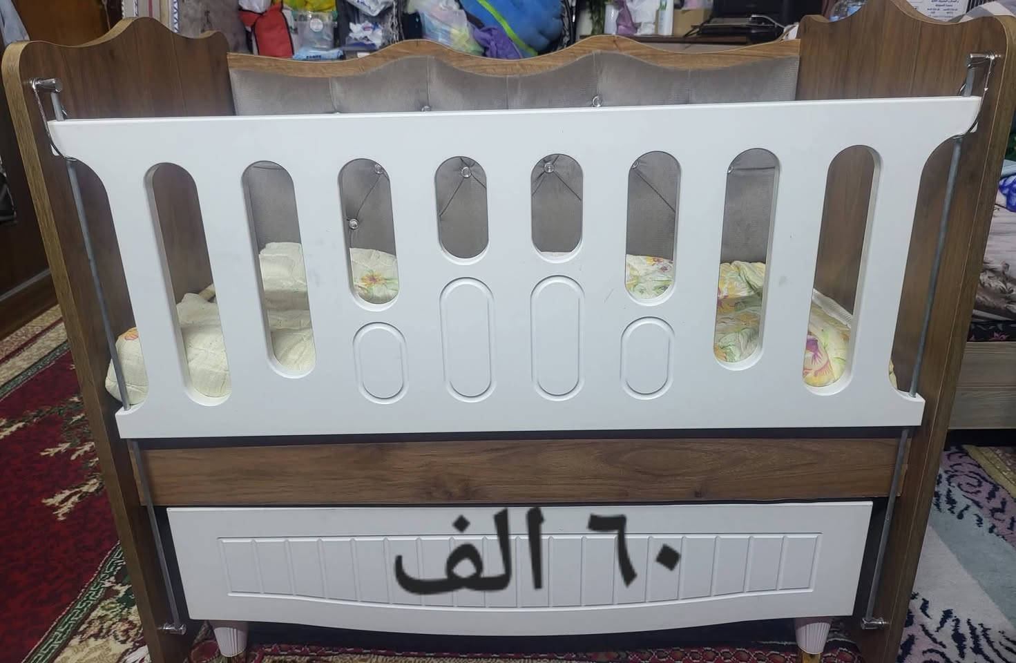 أغراض طفل تعتبر جديد استعمال جدا قليل العنوان بغداد الاتصال ***********
