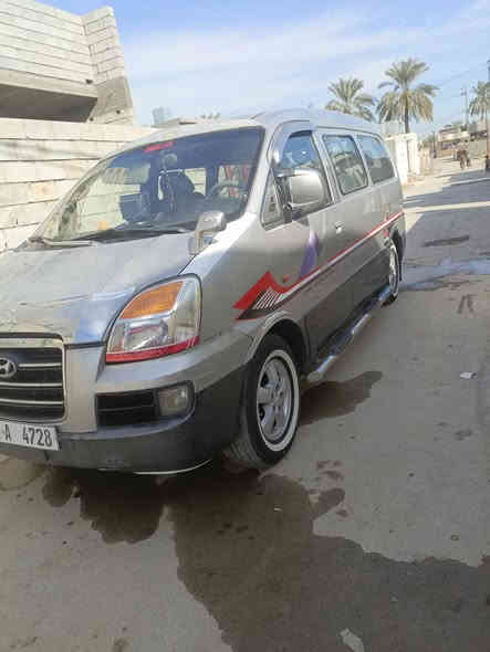 البيع
السلام عليكم هونداي استاركس موديل 2007  رقم بابل انكليزي سنويه لل 29 مشروع وطني سعر. 91. وبيها مجال بصيط مكان ديالى قضاء الخالص  ***********
