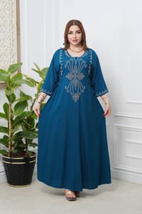 ملابس بنات • توصيل • تواصل خاص