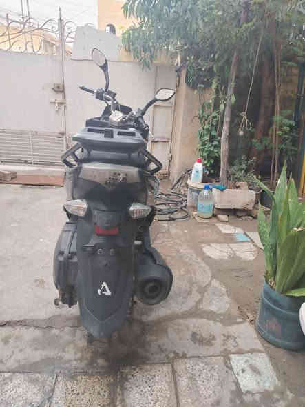 دراجه ماجستا اس دراجه جميع كهربائياتها شغاله وزوج تايرات جدد السعر 900 الف المكان بغداد اخوان اني مكلف بالنشر للستفسار على الرقم ***********
