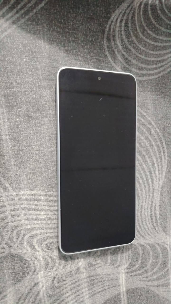 للبيع تكنو بوفا سفن اولترا فايف جي ذ 256 رام 12 + 12 بوبجي 120 فريم غراض كامله سعر 350 وبي مجال جهاز مكفول من كلشي بعده جديد الجهاز تجي تفحص وتروح مكاني بابل شارع 80 قرب مدينه العاب ارض بابل متواجد خاص او واتساب رقمي ***********
