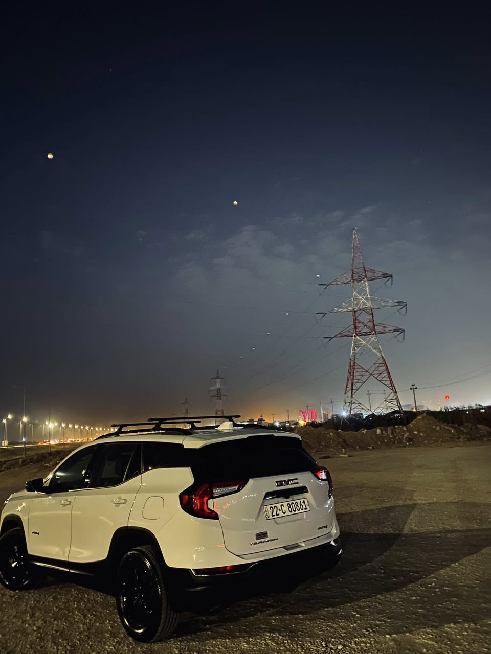 للبيع-  جمسي تيران AT4 
موديل 2023 فول 
مواصفات  بانوراما كشن تدفئه وتبريد رادار أمامي 
مكينه تيربو 1500 
بدون صبغ حادثها فقط سرقة چاملغ امامي ودعاميه وراجع بلادي 
سعر210وبيها مجال
الاتصال/***********
