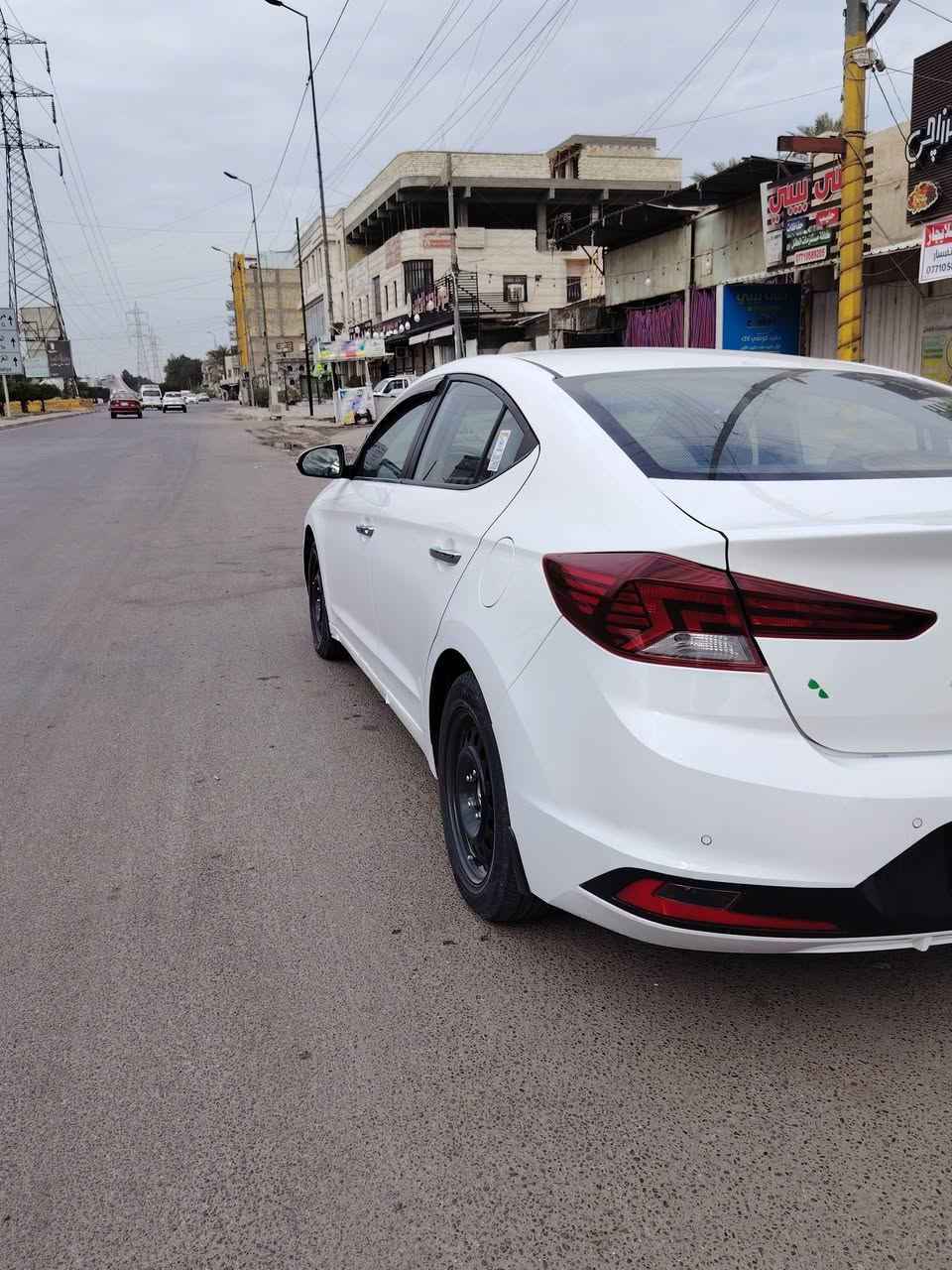 السلام عليكم
النترا 2019خليجي مكفوله عدا بارد بل جاملخ الأمامي قليل  السونار موجود داخل المنشور 
السياره ماشيه133
السعر 158وبيه مجال 
مكان السياره بغداد
رقم ***********
