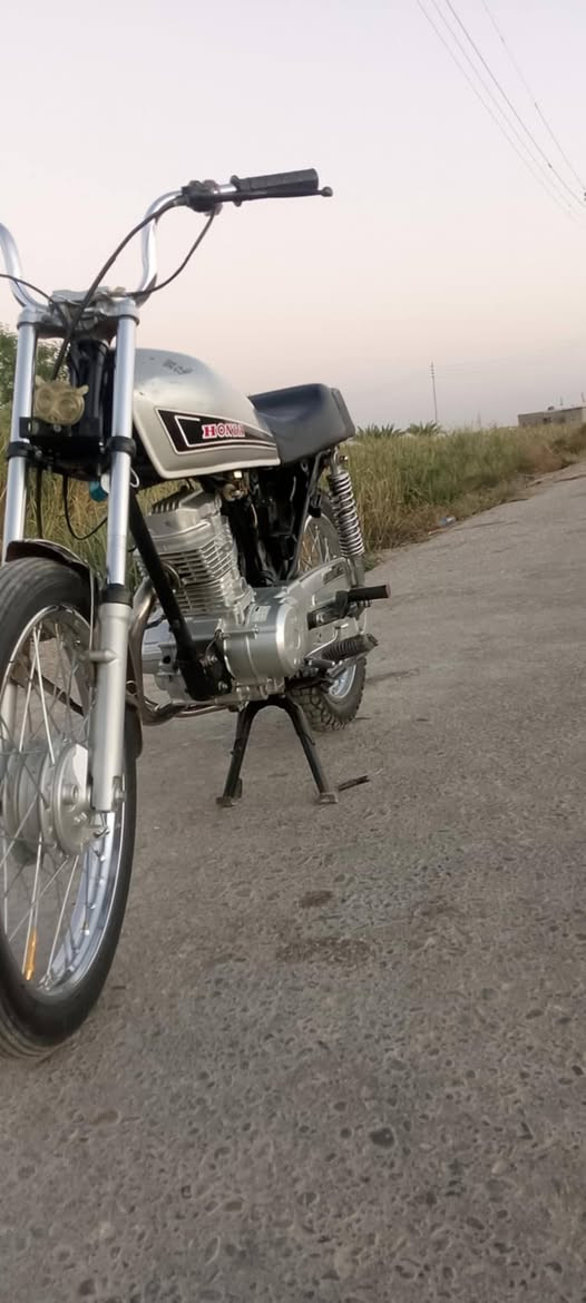 سلام عليكم دراجة كاملة لبيع مكفولة من لويل ال ويل سعر 550/ مكان ناصرية سوق الشيوخ/


**إذا كنت صاحب هذا الإعلان وتريد حذفه لأي سبب، رجاءا أرسل رسالة إلى الدعم الفني**