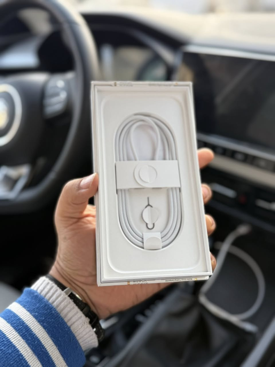 .
16 pro amx

256 GB

مشحون ٨٨ مره
استخدام قليل جدا

بطاريه 100% 
ضمان ماستر

السعر ١٣٩٠  قفل 

صليخ شارع تفاحة

مكتب zain phone

***********
