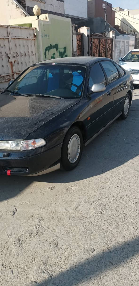 مازدە مۆدێل 96تەبرید بەشەرت چوار تایەیی تازە 
جام کارەبایی سەنەوی بەناوی خۆمە 
کۆبۆنی بەنزینی لەگەڵە دوو پارە لێدراوی هه یە 
هیچی تری نیە $53مەعامەلە
کەپەکانی نەماوە فرۆش راوە
شوێن بنسلاوە
***********
