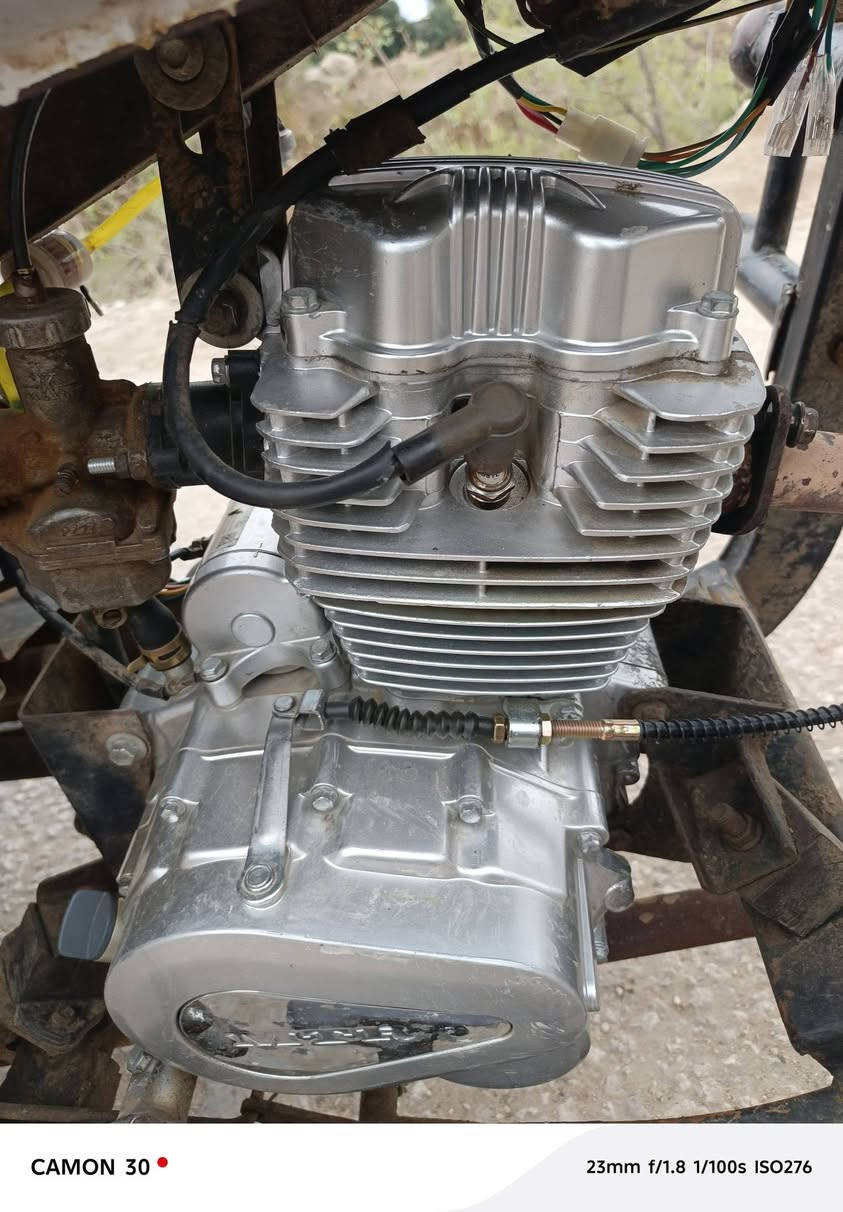 سلام عليكم ستوته للبيع كلك كلك محرك جديد شاصي مكفول كهربائيات كلهه شغاله السعر700 رقم التلفون***********
