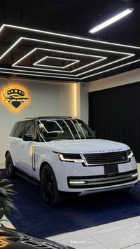 RANGE ROVER VOGUE 2024 clean title Black edition 18,000mil Sport editi...