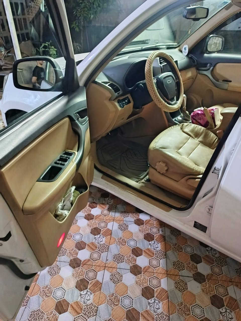 السلام عليكم من رخصه الادمن المحترم
شيري تيكو 2014 للبيع او مراوس سياره جاهزه مابيه اي نقص كير ميكانيكي السونار موجود بالصور
السعر 70 وبيه مجال للاستفسار الاتصال على الرقم 0771064070 المكان ديالى بعقوبه غير متواجد على الخاص اتصل على الرقم


**إذا كنت صاحب هذا الإعلان وتريد حذفه لأي سبب، رجاءا أرسل رسالة إلى الدعم الفني**