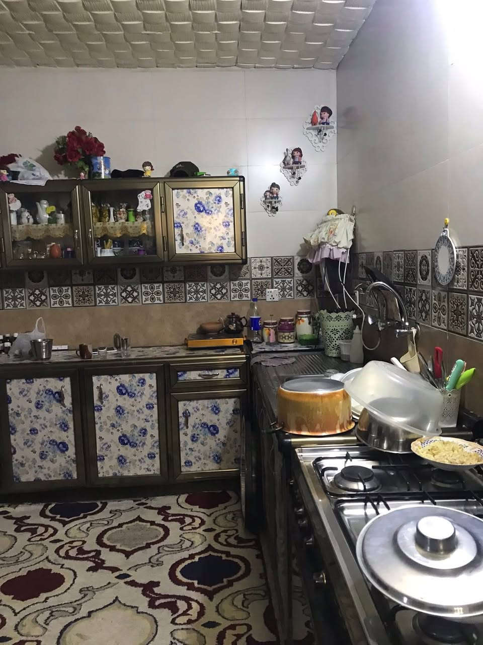 السلام عليكم دار للبيع مساحه ٢١٠م واجهه ١١م نزال ٢٠م مسلح في الكماليه شارع المصرف طابقين يحتوي على استقبال ومطبخ وصاله وغرفة نوم وخدمات والثاني غرفتين وصاله السعر ٢٢٥مليون بي مجال المراجعه مع مكتب دلالية ابو فراس العتابي *********** وابو محمد الشمري ***********🌹🌹🌹
