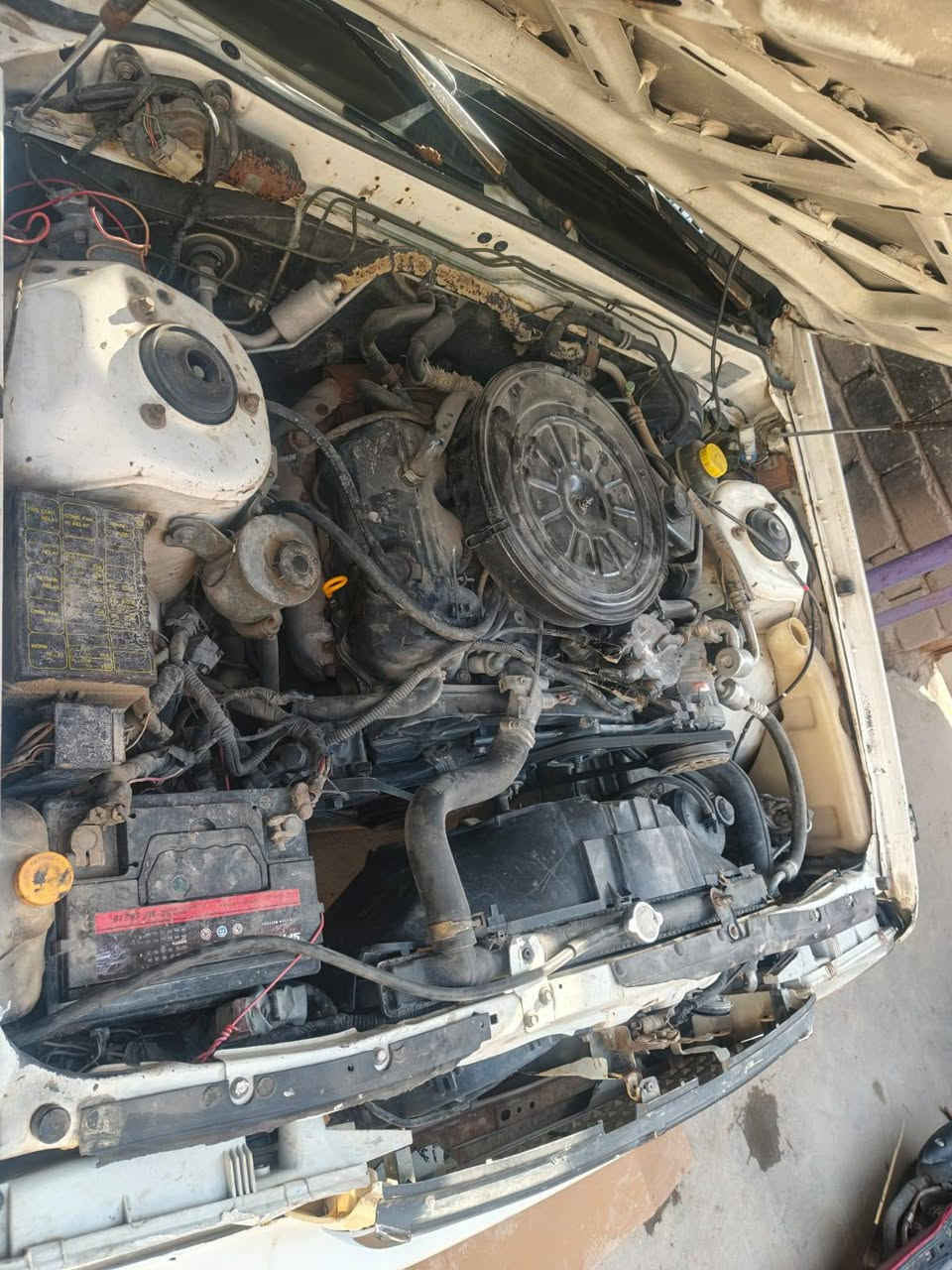 سلام وعليكم نيسان سدرك للبيع رقم جديد بسمي سياره بلاديه ‏‪***********‬‏ للبيع 55 ورقه تبريد تدفئة حداديه نص عمر تخم تاير كهربايات  شقاله عنواني زبير مكينه كير بلاد  سياره جاهزه من كلشي مكفوله حتى صبغ عام
