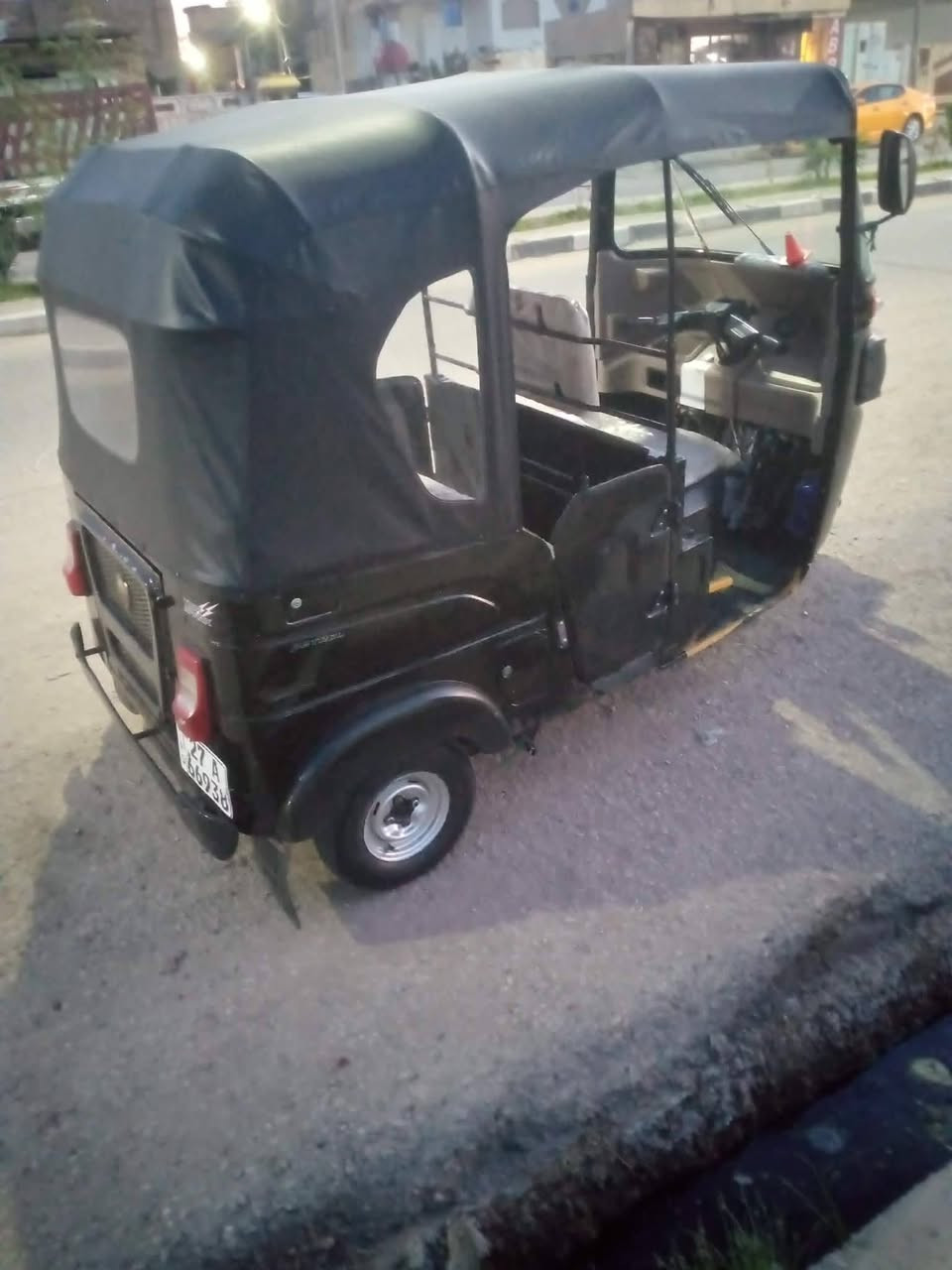 تكتك البيع 22شهر 8 كفاله عامه كشره مكينه بوشه وبستم والباقي كفاله عامه مكاني رفاعي مكلف بل نشر سعر 8400 وبيه مجال بصيط الشراي ***********
