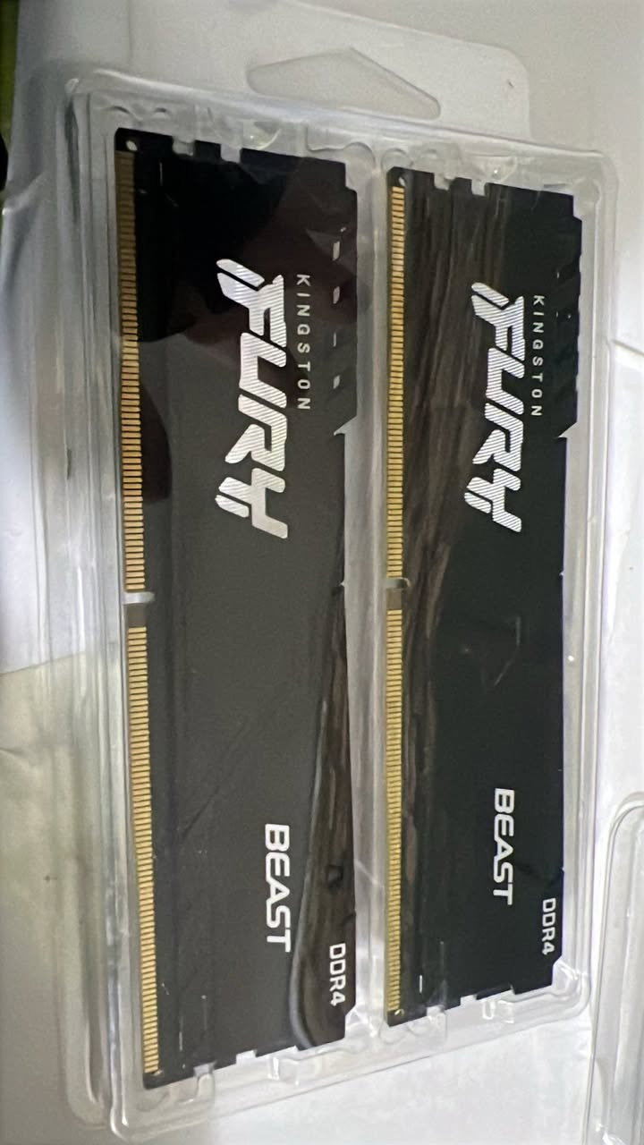 متوفر ١٠ كتات سعر الكت مفرد ١٢٥ الف و إذا شلع يختلف السعر 
DDR4 8Gb 3200 من الماركات القوية


**إذا كنت صاحب هذا الإعلان وتريد حذفه لأي سبب، رجاءا أرسل رسالة إلى الدعم الفني**