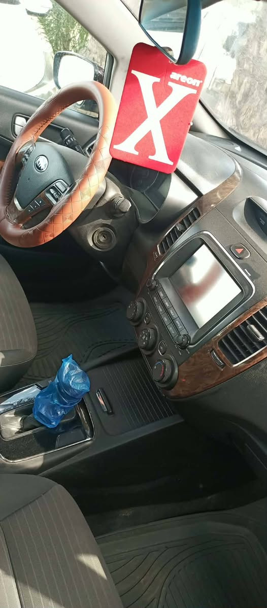 فورتي 18 حادث امريكا فقط جاملغ وصبغ دوسه لا معجون ولا كص فقط رش سعره 115 وبيه مجال ترهم مراوس


**إذا كنت صاحب هذا الإعلان وتريد حذفه لأي سبب، رجاءا أرسل رسالة إلى الدعم الفني**