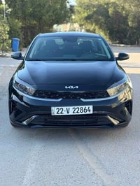 كيا فورتيEX  موديل : 2024  العداد : 29مايل  الضرر :طعجات بل بنيد نفسه ...