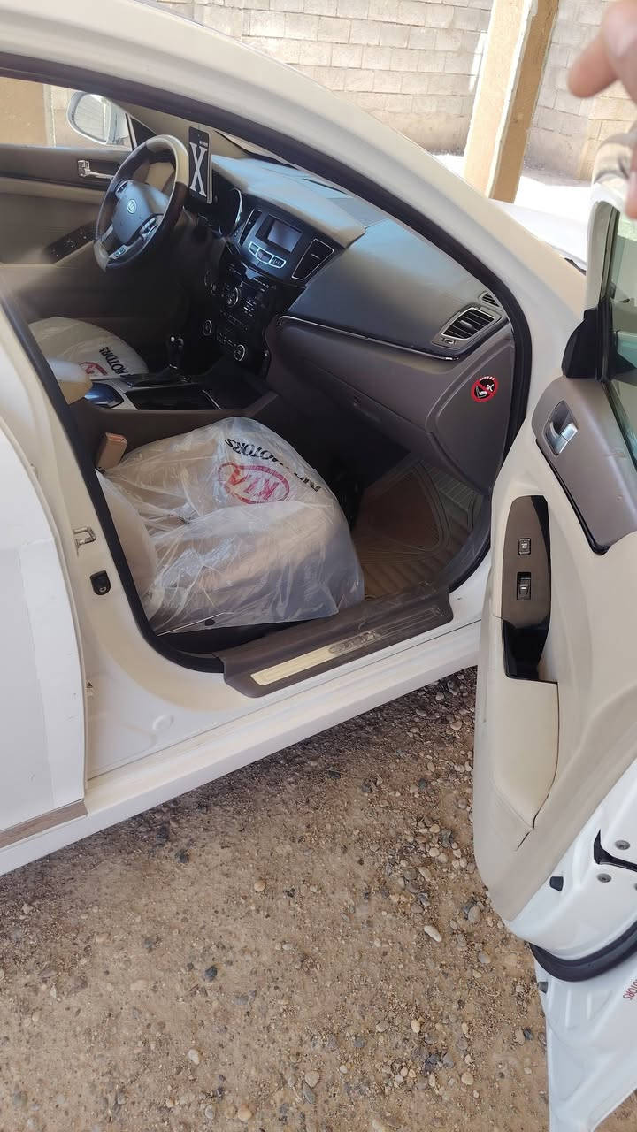 يالله السلام عليكم
للبيع كادينزا 2012 خليجي فول ViP 1/1
صبغ جاملغ امامي فقط
وباب مبدل اصلي نفس الون
سيارة ( بدون دواخل )
( وبدون ايرباك )
رقم اربيل بسم كردي 
( تحويل ثاني يوم شرط )
محرك 6 سلندر ( دوش )
كير AT ( 6 نمر )
سيارة كلش حلوة وجاهزة
- مواصفات السيارة ViP فول
- بنوراما
- تبريد خلفي
- بصمة تشغيل
- بصمة ابواب
- بصمة جنطة
- نظام ترحيب 
- اشاير بل مري
- مري شفط
- كشنات كهرباء
- كشنات ذاكرة
- كشنات جلد بيجي
- كشنات تدفئة
- ستيرن متحرك
- دبل اكزوز خلفي
- لد امامي
- لد خلفي
- تحكم استيرن
- سماعات انڤنتي
- حساسات خلفية
- زراك لايت امامي
اخوان سيارة جاهزة للاخير
وكلش حلوة ونظيفة
السعر 97 وبيها مجال
مكاني انبار ***********

