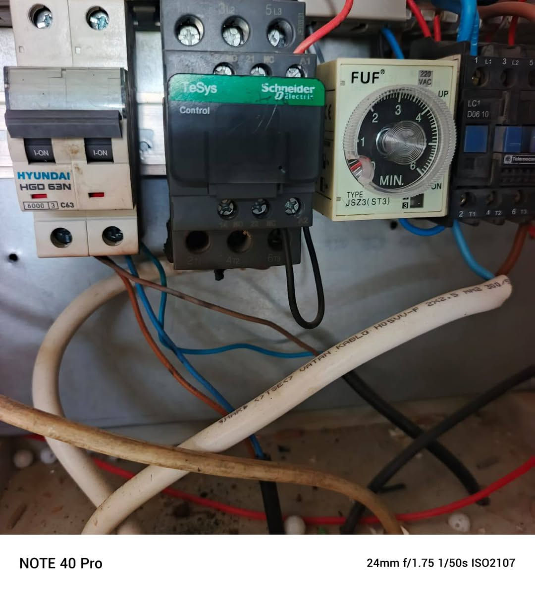 🔧⚡ دعم المشاريع الصغيرة — خدمات صيانة منزلية ⚡🔧

تبحث عن عامل شاطر ومهني للبيت؟
أنا كهربائي وسباك متفرغ للعمل، أقدّم لك جميع خدمات الصيانة المنزلية بسرعة، دقة، وأسعار مناسبة.

🔹 صيانة كهرباء كاملة
🔹 تصليح أعطال السباكة
🔹 تنفيذ أعمال جديدة وترتيب المنزل
🔹 خبرة – التزام – شغل نظيف

للاستفسار والحجز: ***********

دعمكم للمشاريع الصغيرة يساهم بفتح بيوت ويقوّي شباب بلدكم

العنوان /صلاح الدين -بلد -السيد محمد (ع)
#بلد #تصليح #ترميم #ادواتحتياطية #سبالت #كهرباء #ماء #سبعالدجيل
