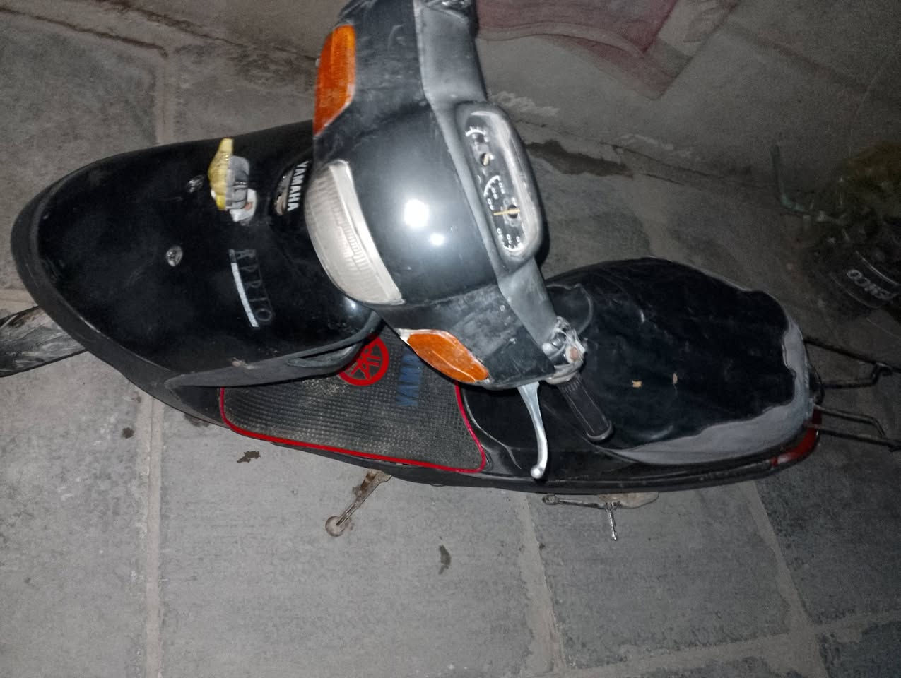 السلام عليكم زعره للبيع محرك مفتوح وعوزهه باتري كهربائيات شغاله امامي وخلفي  والاشاير عوزهن ربط شاصي مكفول مكان چلبيه قرب مدرسه الخلاني سعر 165 وبيهه مجال متواجد فيس


**إذا كنت صاحب هذا الإعلان وتريد حذفه لأي سبب، رجاءا أرسل رسالة إلى الدعم الفني**