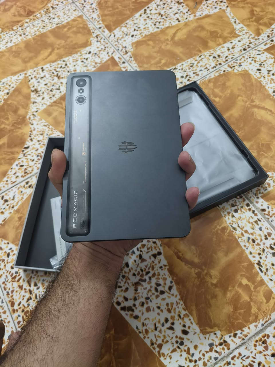 الجهاز نظيف جدا ومكفول  من اي عيب  النظافه 99٪ السعر 780الف مكاني اربيل *********** البيع داخل اربيل حصرا
