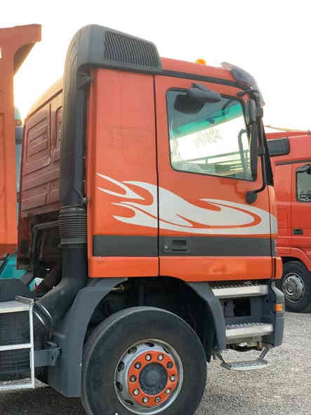 اكتروس 2001 مجموعة نص جيف مان 1843 سيارة جاهزة للشغل كير كهرب كهربائيات كير اكسن شاصي كلشي بشرط رقم دهوك سعر270 ومجال /***********  /‭0777 432 3339‬
