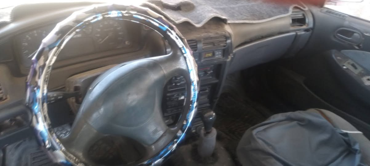 السلام عليكم ورحمة الله وبركاته من رخصه الادمن المحترم للبيع أو مراوس حسب القناعه سيفيا موديل ١٩٩٤ رقم ديالى سنويه كارتونيه حائز ثالث يعني بدون تحول فقط وكاله كير محرك حداديه كله فول باور مشط باتري جديد ويل كب نضيف السعر ١٨ بيها مجال مكان السياره صلاح الدين الضلوعية ***********
