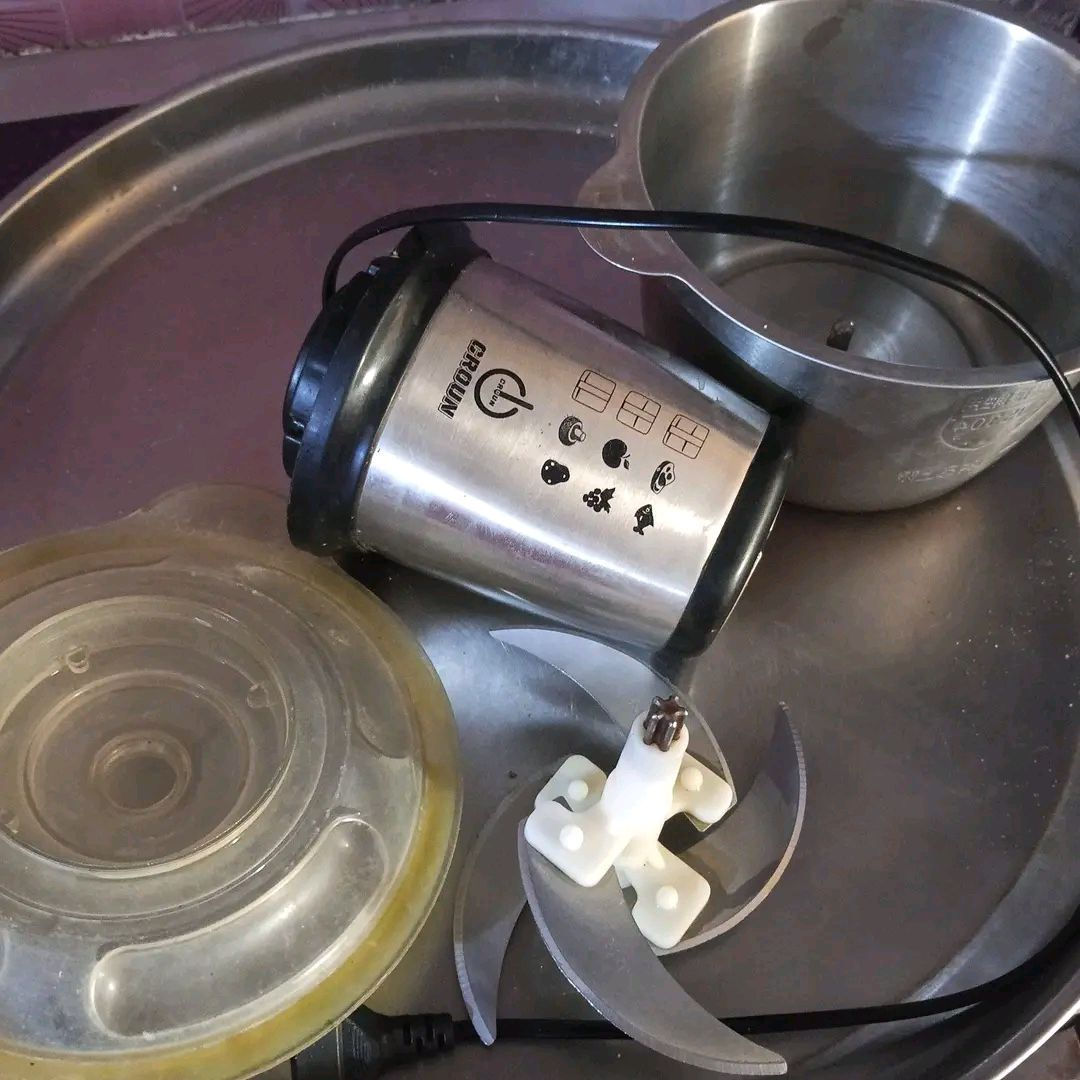 صياد حشرات يحتاج شمعات ومثرامه وخلاط يشتري يراسلني


**إذا كنت صاحب هذا الإعلان وتريد حذفه لأي سبب، رجاءا أرسل رسالة إلى الدعم الفني**