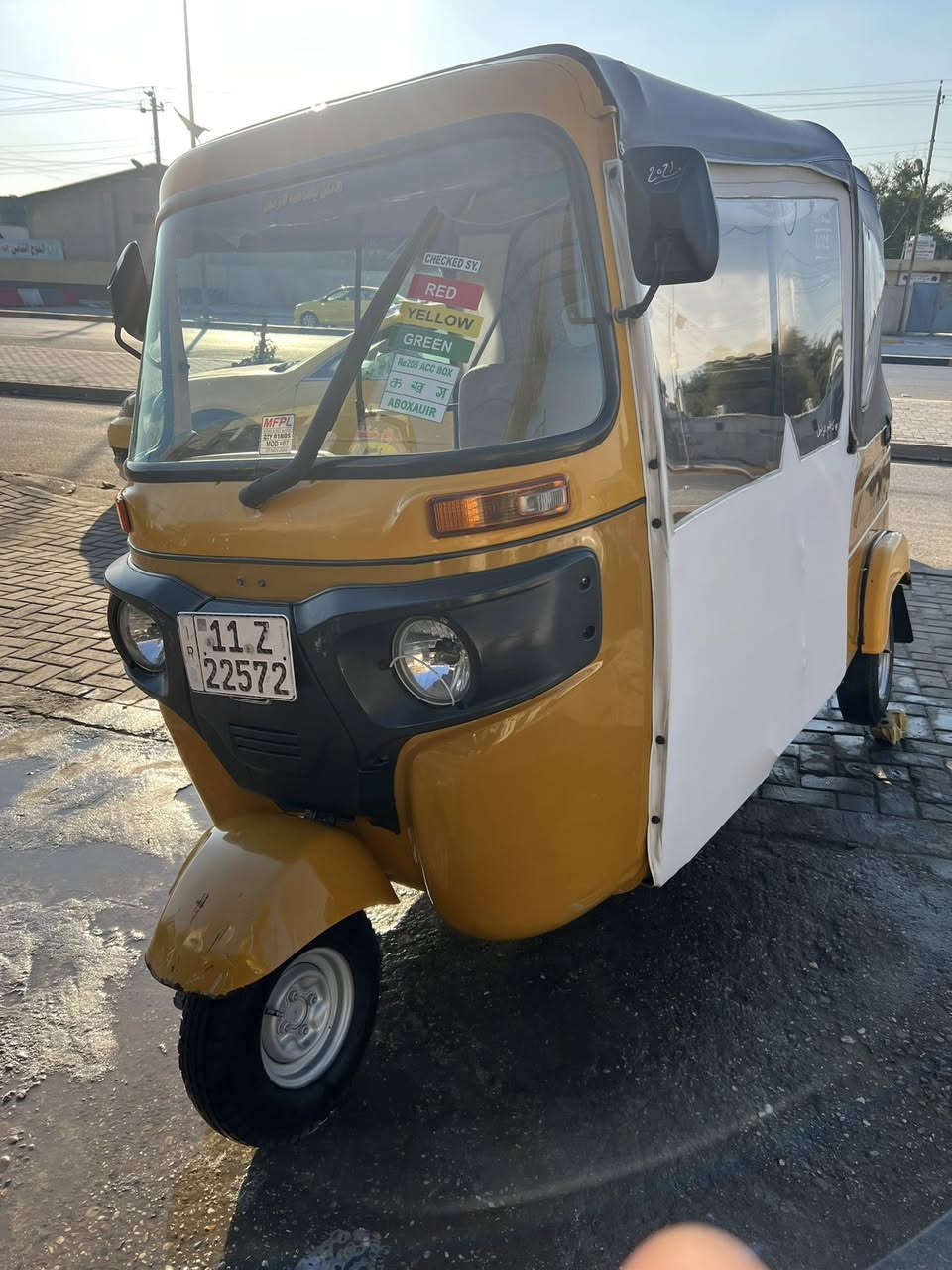 سلام عليكم تكتك موديل ٢١ تكتك نضيفه مابيهه اي نقص كبل للشارع رقم وسنويه بسمي للبيع سعر خاص خابر ودلل ***********
