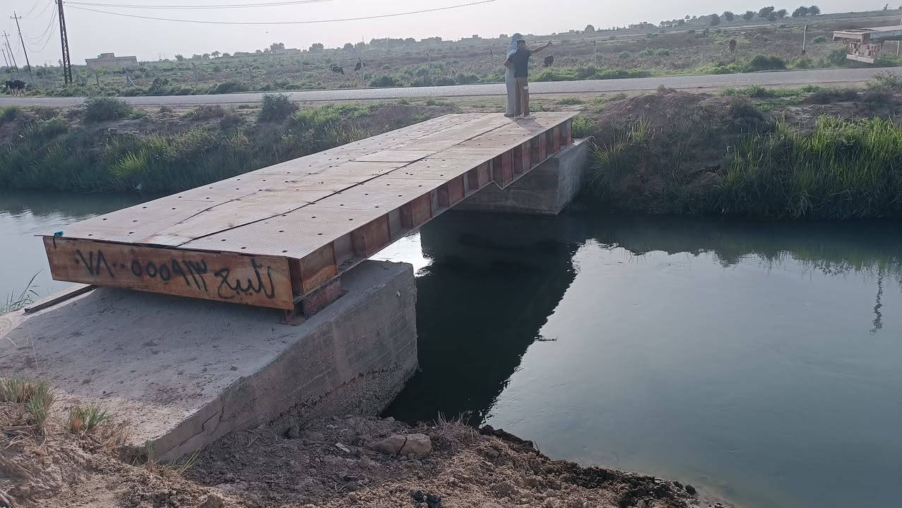 جسور للبيع
العدد1 ونصف 

متوفر جسم كامل+متوفر نصف جسر

طول الجسر الواحد 20 متر +طول نصف

 الجسر 10 متر

العرض 3 متر

يتحمل وزن 100 طن 

نوع الجسر قلاب سايلو

سمك البليت 9 ملم 

نوع الحديد الالماني  

الأستفسار أو المراسلة على الرقم التالي
***********

