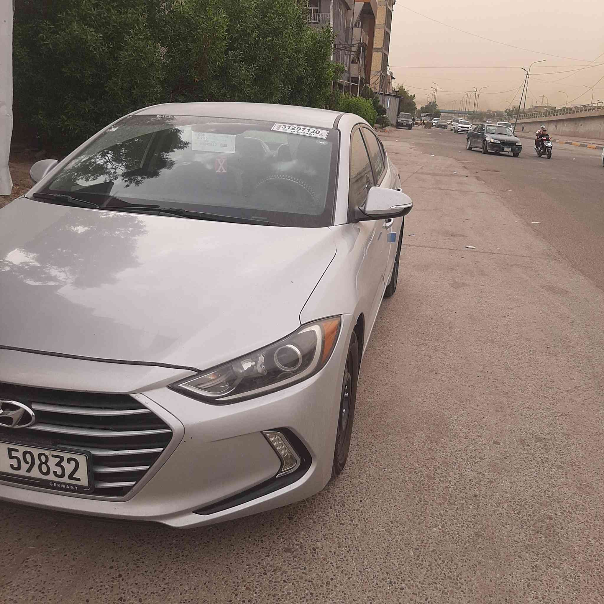 النترا موديل 2017 اربيل الدولي ابو السنويه يسكن بغداد وارد امريكي صبغ بنيد     ونص قبق الجنطه شرط بدون  دواخل ارباكات سليمه باقي السياره مكفوله من الصبغ والتبديل بيها مكانات بارد والسونار موجود عالخاص المحرك والكير والتبريد على وضع الشركه صدر امامي خلفي غرفتها جديده ماشيه125الف مكانها بغداد حي القاهره السعر 117  ورقه للاتصال ***********
